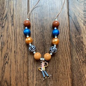 Chunky bead necklace